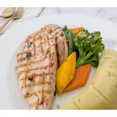 Grilled Chicken With Sautéed Vegetables