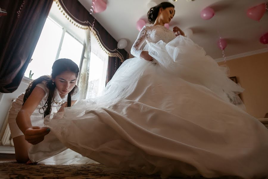 Fotógrafo de casamento Eldar Gurtuev (elguru). Foto de 6 de novembro 2017