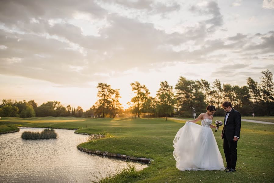 Fotografo di matrimoni Lara Botti (larabotti). Foto del 23 maggio 2021