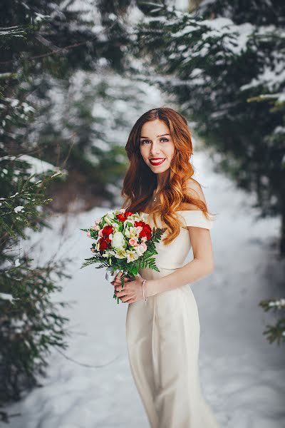 Wedding photographer Mikhail Lezhnev (mihail96). Photo of 8 November 2015