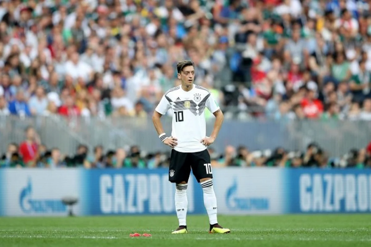 Özil verdedigt beslissing om te stoppen bij Mannschaft: "Door racisme"