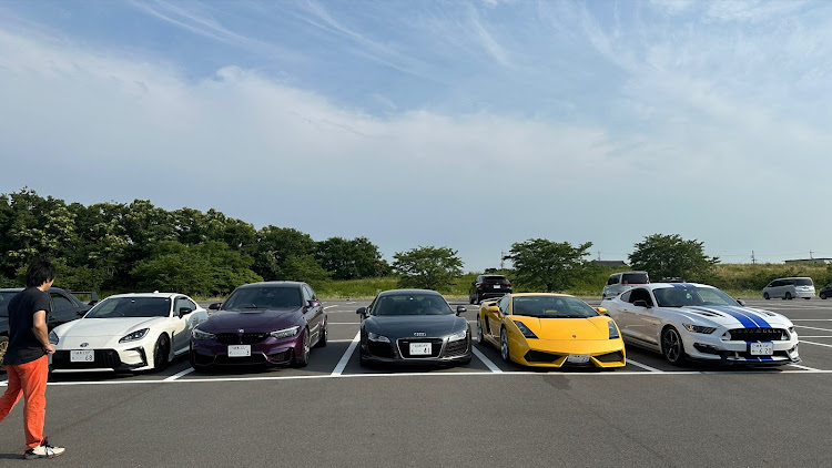GR86のGR86・996カブリオレ・718スパイダー・マスタングGT・ガヤルドに関するカスタム事例の投稿画像2枚目