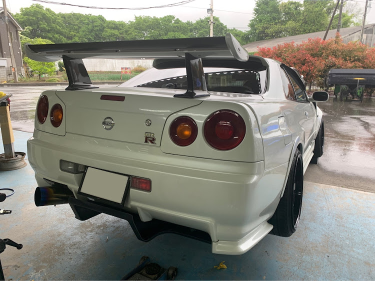 スカイラインのリアディフューザー取り付け・GTR仕様・ドライブ・GW・ゴールデンウィークに関するカスタム事例の投稿画像1枚目