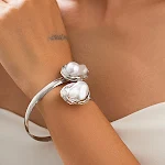 02 White K Bracelet 2532