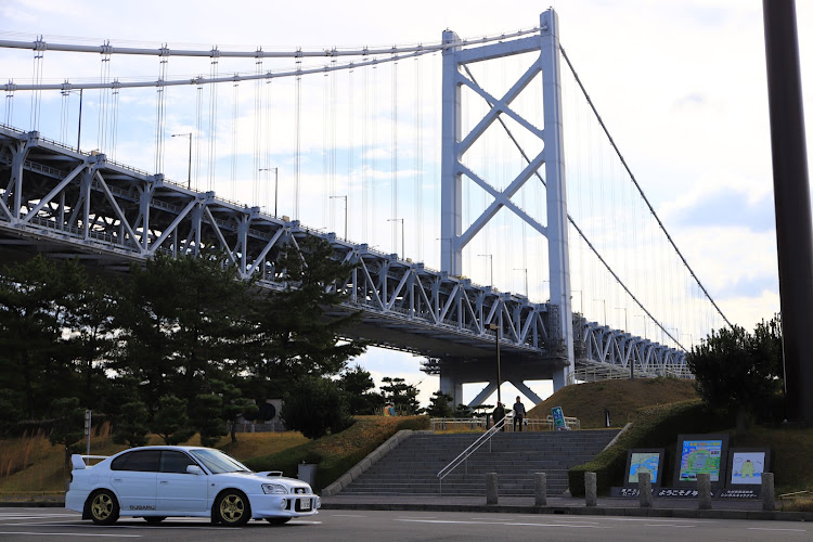 レガシィB4の橋と愛車に関するカスタム事例の投稿画像1枚目