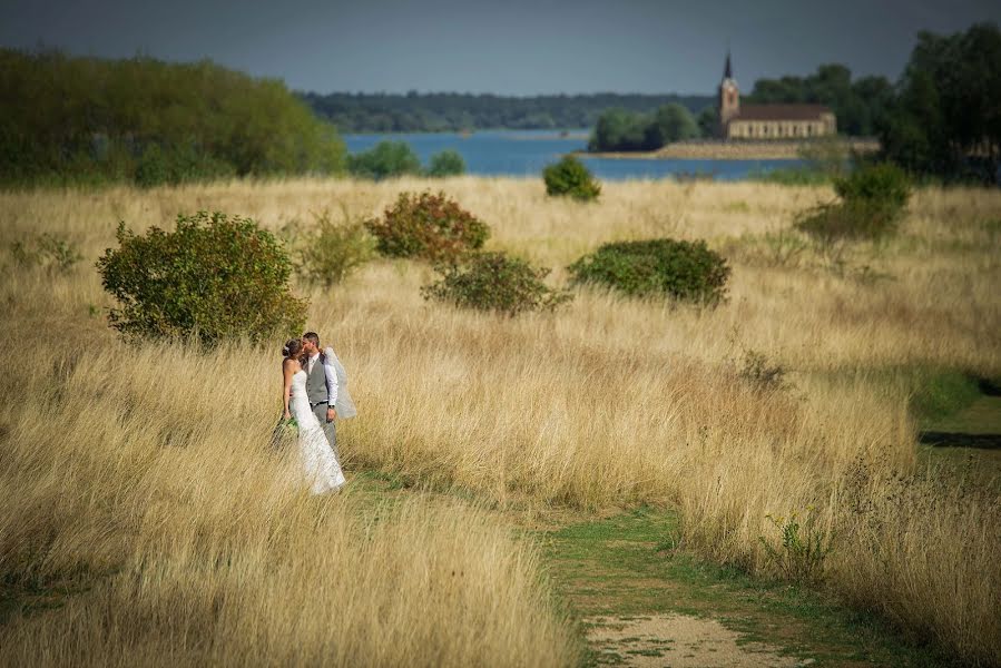 Fotografo di matrimoni Bruno Marco (brunodimarco). Foto del 14 aprile 2019