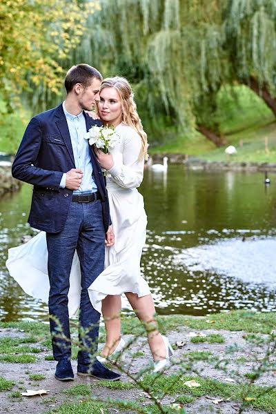 Fotografo di matrimoni Bogdanna Kudrik (bogdana). Foto del 28 novembre 2019