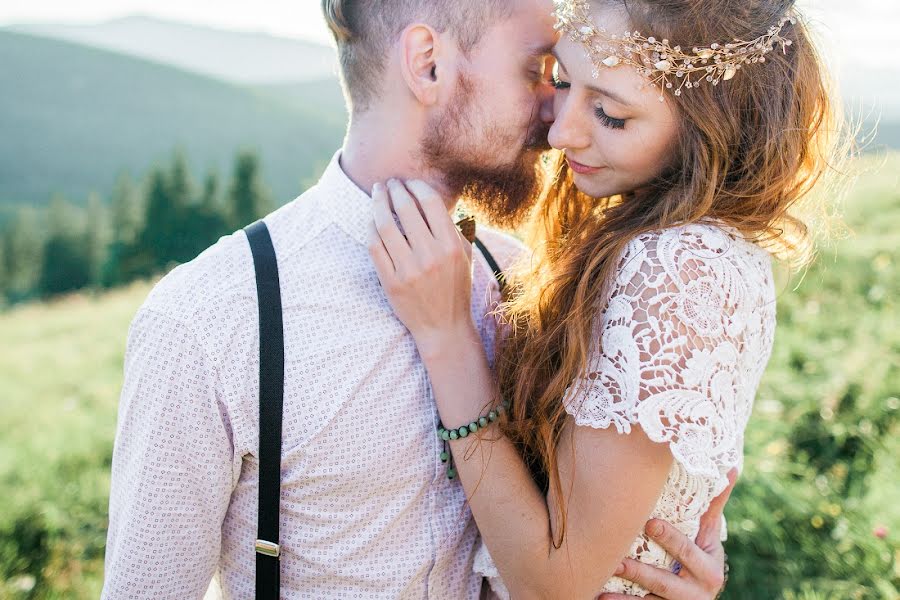 Fotografo di matrimoni Olesya Chernenkaya (olesyachern). Foto del 29 settembre 2016