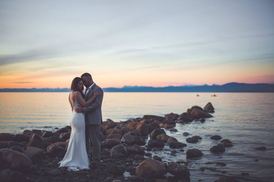 Fotografo di matrimoni Chelsea Banwell (chelseadawn). Foto del 8 maggio 2019