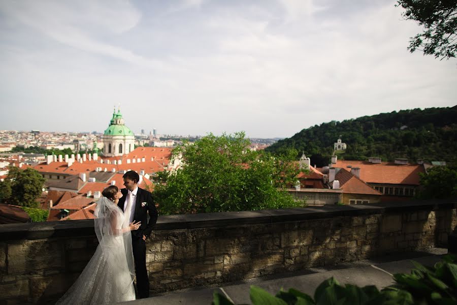 Wedding photographer Vitaliy Baranok (vitaliby). Photo of 17 September 2014