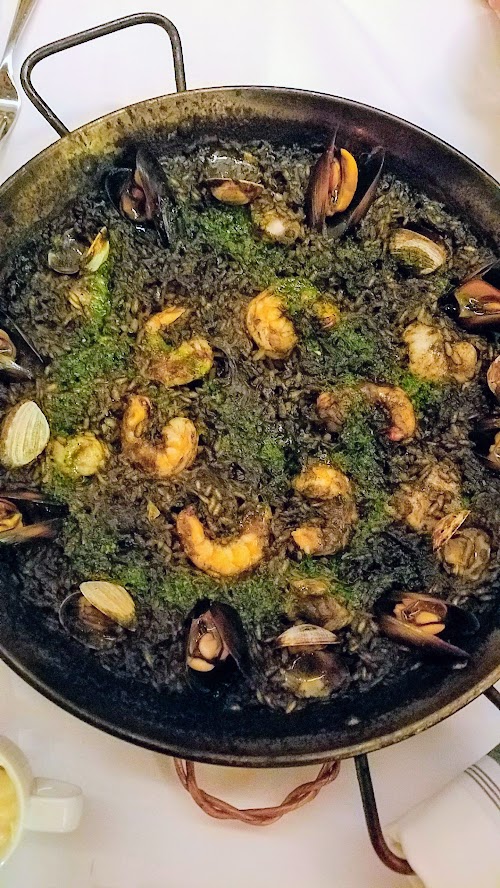 Can Font paella - Arròs Negre, with Squid Ink, Fish of the Day (Oregon Rockfish during my visit), Clams, Mussels, Shrimp, Picada, and Garlic Aioli