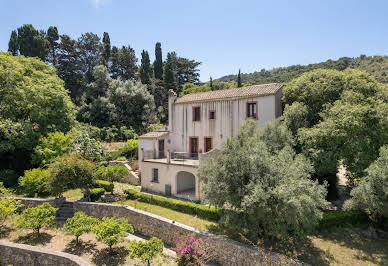 Villa avec piscine et jardin 3