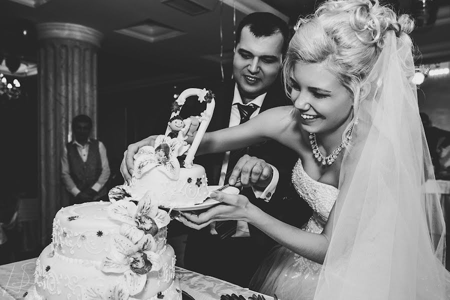 Bryllupsfotograf Olga Kuznecova (helgasmith). Bilde av 5 september 2019