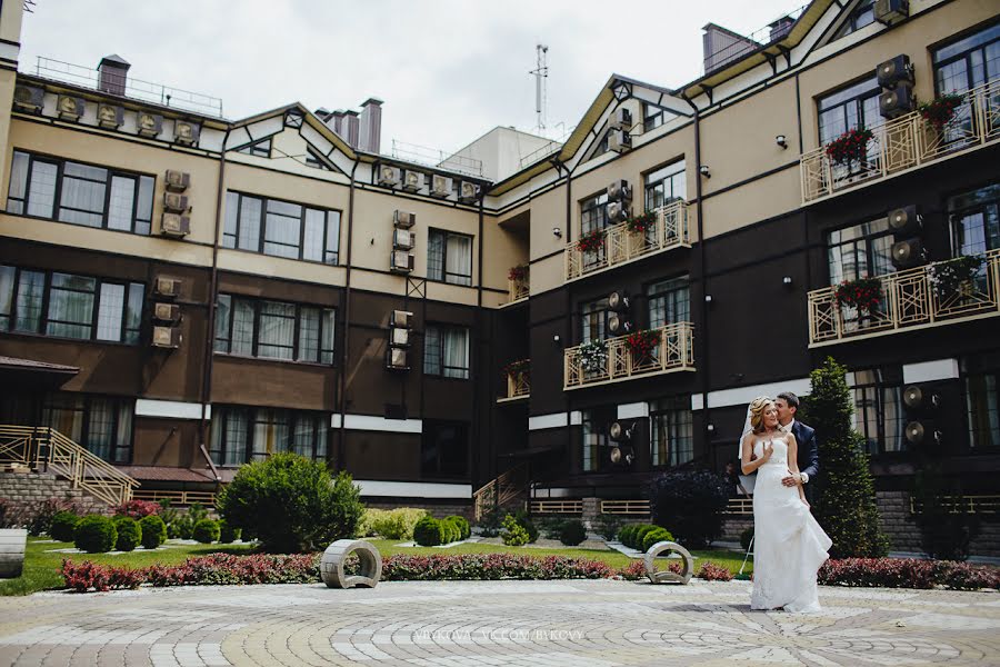 Fotógrafo de casamento Valentina Bykova (vabik). Foto de 6 de março 2015