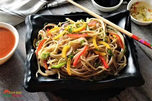 Veg Hakka Noodles