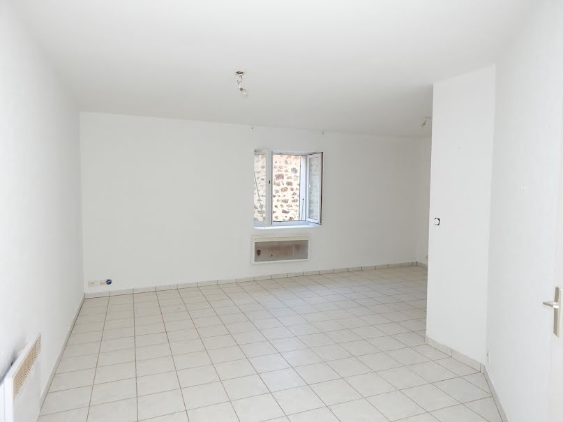 Location  appartement 2 pièces 53 m² à Annonay (07100), 350 €