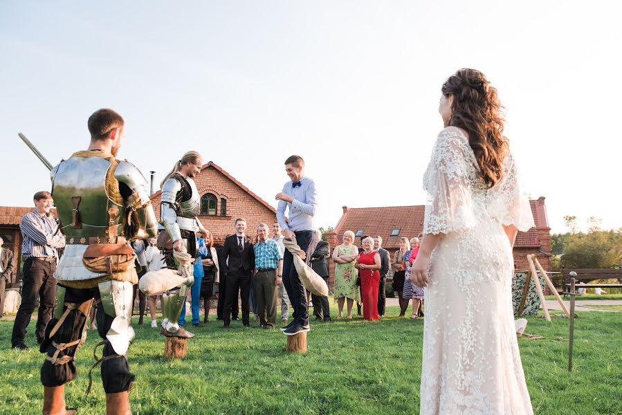 Fotógrafo de casamento Ekaterina Remizevich (reflectionstudio). Foto de 4 de dezembro 2017