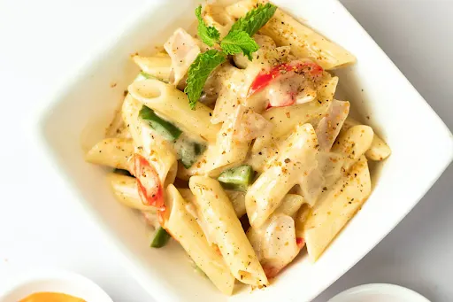 Penne Alfredo Pasta Veg