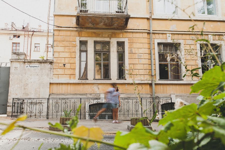 Wedding photographer Valentina Piksanova (valiashka). Photo of 28 September 2014