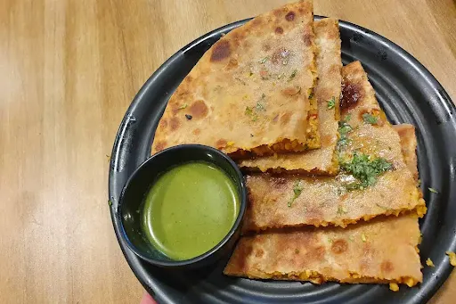 1 Methi Aloo Paratha