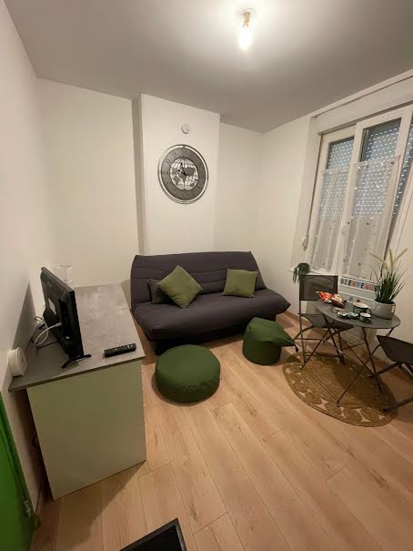 Location meublée appartement 1 pièce 16 m² à Aulnoye-Aymeries (59620), 420 €