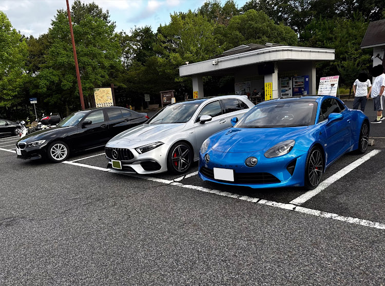 3シリーズ セダンのＡ４５は、うるさい、、、、すぐ壊れる・Ａ１１０は、軽快に関するカスタム事例の投稿画像1枚目