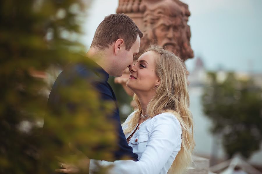 Wedding photographer Dorottya Kenéz (dorottyafoto). Photo of 13 May 2018