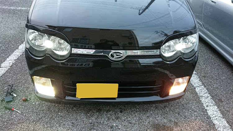 ムーヴカスタムのDIY・PIAA・LEDフォグに関するカスタム事例の投稿画像2枚目