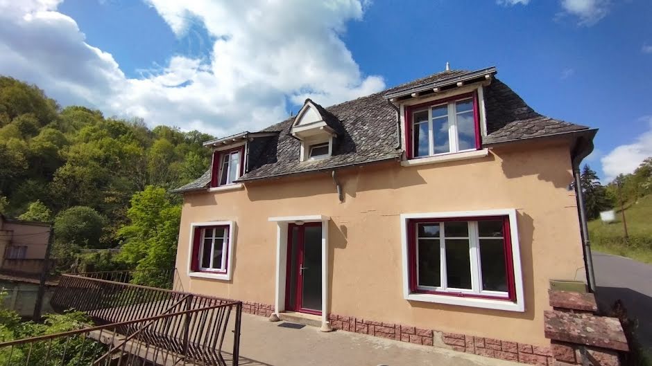 Vente maison 5 pièces 100 m² à Villecomtal (12580), 175 000 €