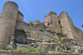 château à Chabrillan (26)