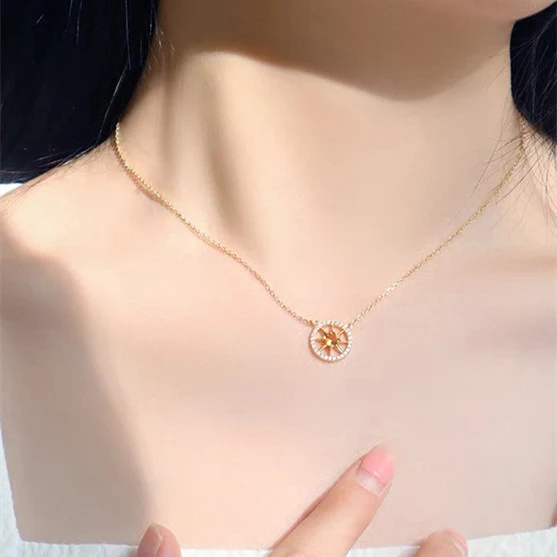 Collier de clavicule en citrine et zircon pour femme, gracieux et tendance, l'accessoire idéal pour sublimer votre décolleté avec élégance.
