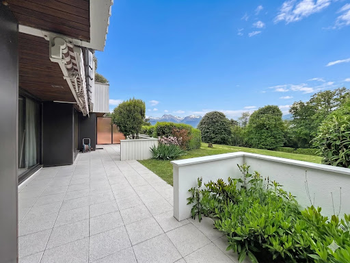 Apartment with terrace 1