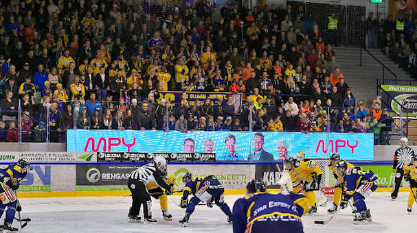 Tähän näkyyn ei kyllästy. Täpötäysi Ikioma Areena Mikkelin Jukurien tukena! 