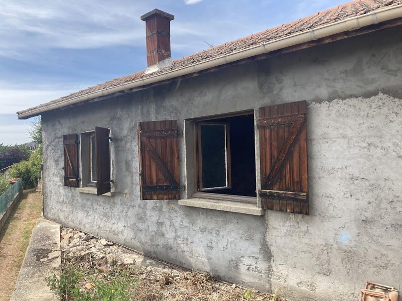 Vente maison  65 m² à Cremeaux (42260), 23 000 €