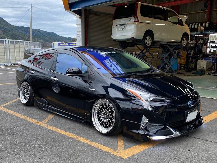 プリウスのプリウス50・仕様変更・workwheels・キャンバー・VS-XVに関するカスタム事例の投稿画像1枚目