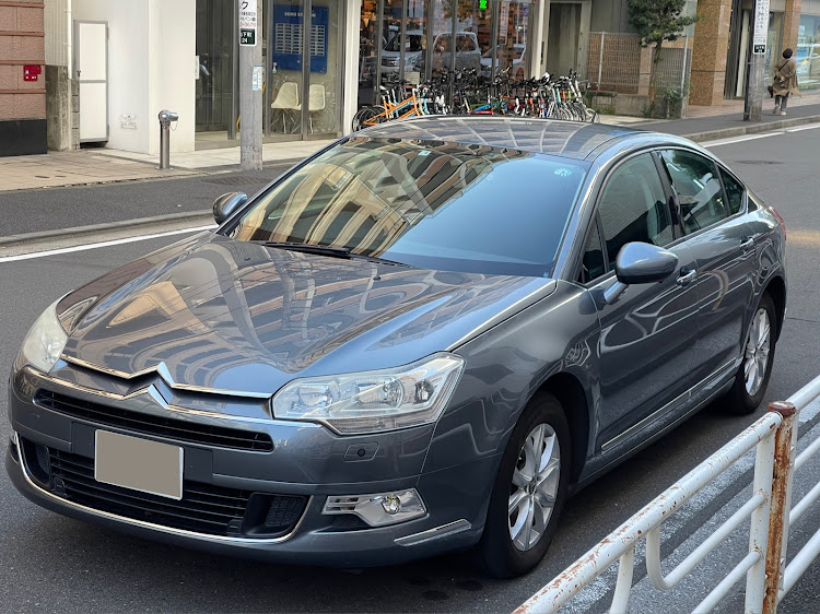 C5 セダンの洗車・ディティリングに関するカスタム事例の投稿画像1枚目
