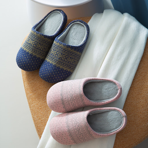 Title 3, Plush padded slippers for supreme comfort at ho...