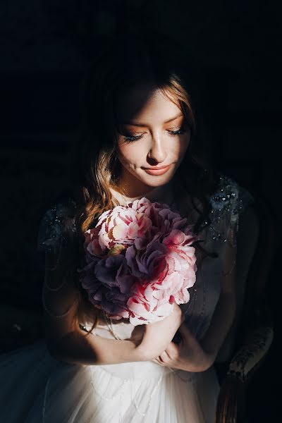 Fotografo di matrimoni Ekaterina Alekseeva (namataarim). Foto del 3 aprile 2019