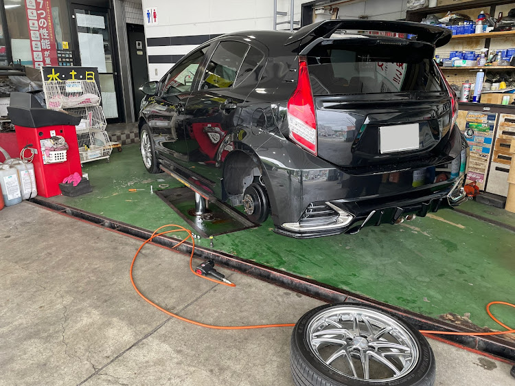 アクアの車検・熱中症に気をつけて!!に関するカスタム事例の投稿画像1枚目