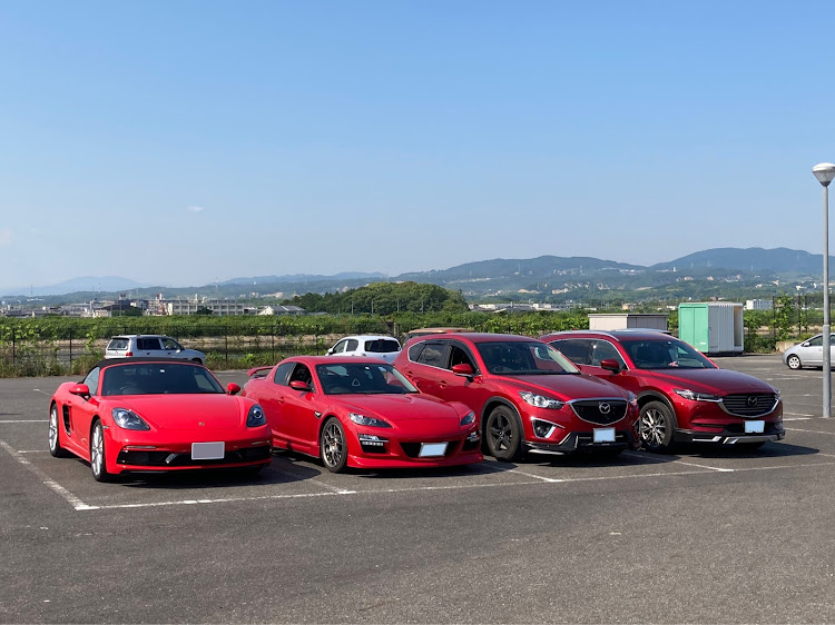 RX-8のRX8・CX8・CX5・718ボクスター・赤い車に関するカスタム事例の投稿画像1枚目