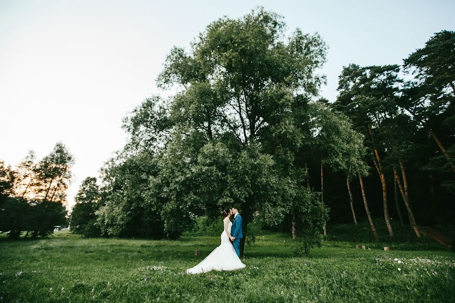 Hääkuvaaja Elena Elanceva (elenaelantseva). Kuva otettu 19. tammikuuta 2017