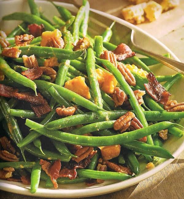 nutty green beans with blue cheese and bacon image