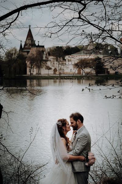 Wedding photographer Tibor Simon (tiborsimon). Photo of 28 October 2021