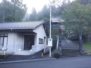 長泉寺前に駐車