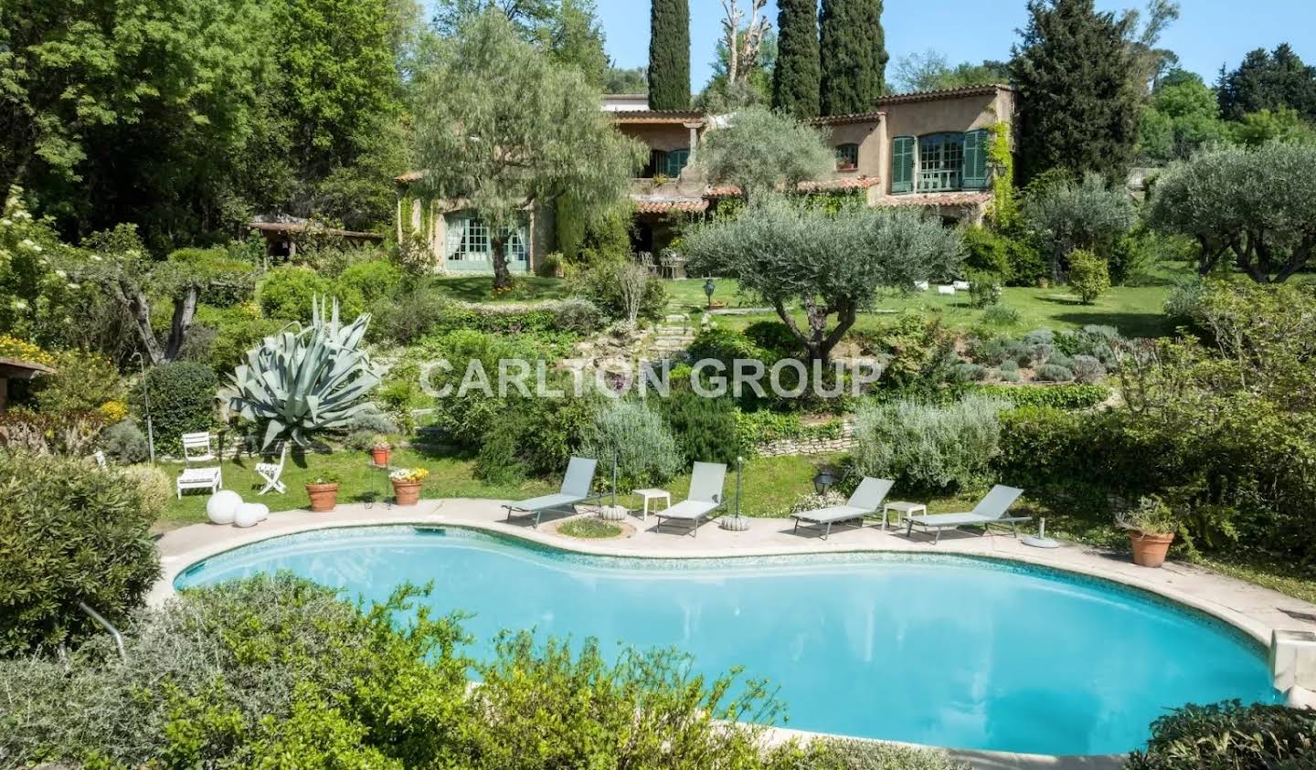 Propriété avec piscine Saint paul de Vence