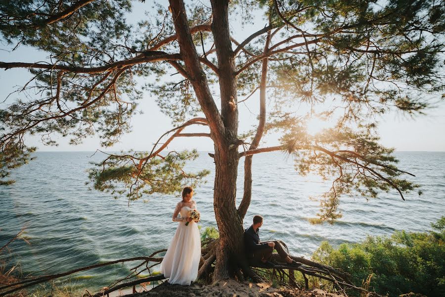 Fotografo di matrimoni Mike Shpenyk (monrophotography). Foto del 29 novembre 2016