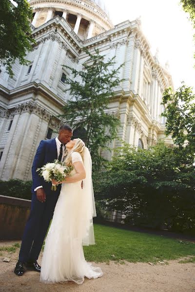 Fotógrafo de bodas Amy Best (postboxphoto). Foto del 2 de julio 2019