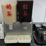 清一色牛肉麵(興大店)