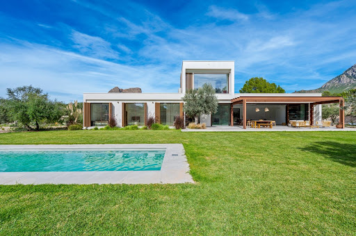 Propriété avec piscine 2