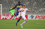 Simon Murray of Bidvest Wits challenged by Kwanda Mngonyama of Cape Town City during the Absa Premiership 2018/19 football match between Cape Town City FC and Bidvest Wits at Cape Town Stadium, Cape Town on 2 October 2018.